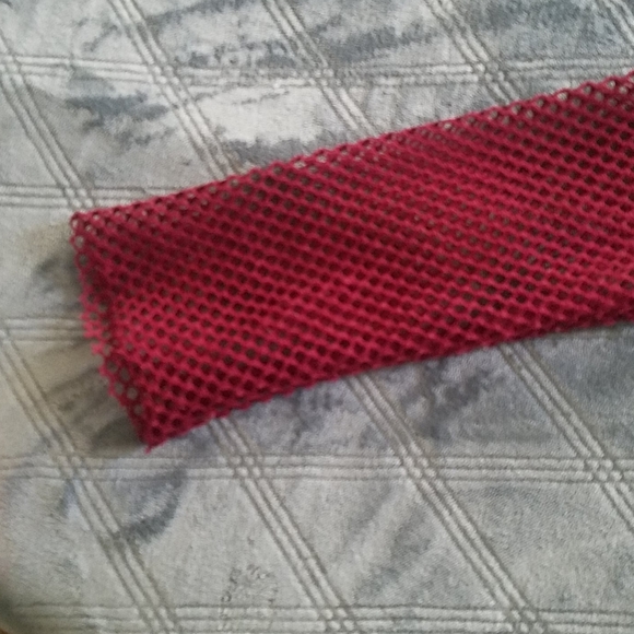 Children's place Graphic Tee - Picture 2 of 4